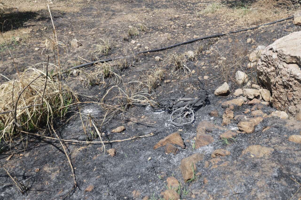 Seydikemer Yangında Bisikleti Kullanılamaz Hale Gelen Minik Umut Yeni Bisikletine Kavuştu 2